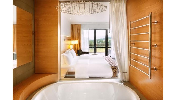 Radisson Blu Resort Bukovel poza 9
